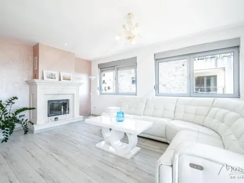 Prodaja, trosoban stan, 116m², Tivat, Crna Gora - image 9