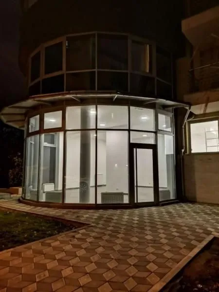 Rent, office space, 84m², Kluz, Zvezdara Sve Podlokacije