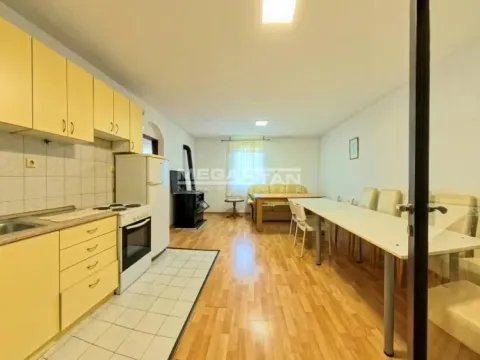 Sale, house, 235m², Voždovac Sve Podlokacije, Beograd - image 8