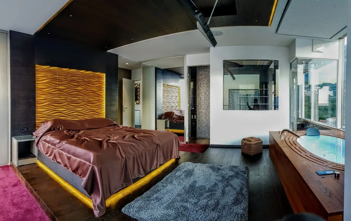 Sale, two bedroom apartment, 168m², Bečići, Budva