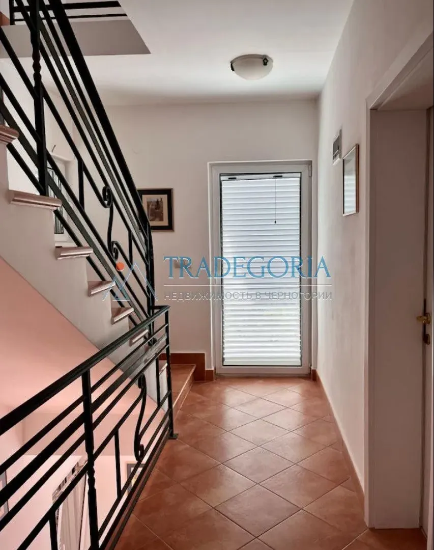 Prodaja, kuća, 260m², Petrovac, Budva