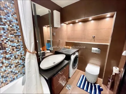 Rent, four bedroom apartment, 87m², Stari Grad, Beograd - image 14