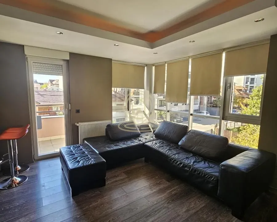 Rent, two bedroom apartment, 76m², Centar, Kragujevac