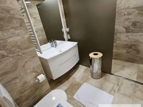 Prodaja, trosoban stan, 104m², Budva, Crna Gora - image 9