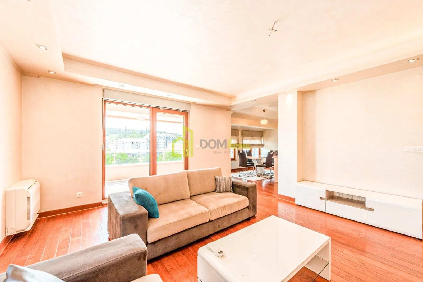 Prodaja, trosoban stan, 127m², Momišići, Podgorica