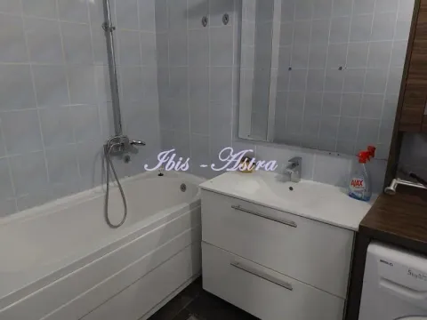 Izdavanje, četvorosoban stan, 90m², Stari Grad, Beograd - image 12