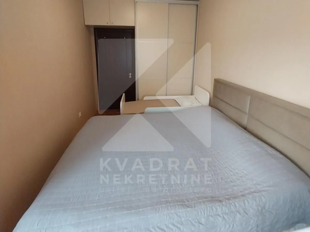 Prodaja, jednosoban stan, 47m², 1 maj, Podgorica
