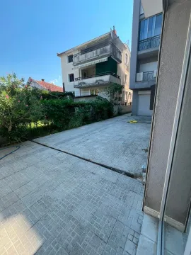 Sale, office space, 32m², Zabjelo, Podgorica - image 8