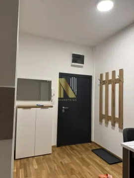 Izdavanje, jednosoban stan, 34m², Novi Sad, Srbija - image 7