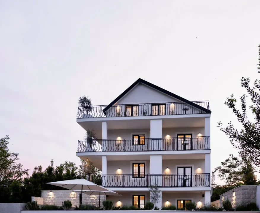 Sale, apartment, 424m², Tivat, Crna Gora