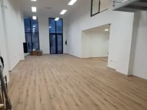 Izdavanje, poslovni prostor, 140m², Bečići, Budva - image 4