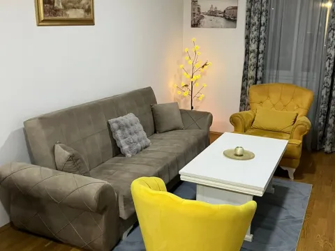 Rent, one bedroom apartment, 50m², Tuški Put, Podgorica - image 2