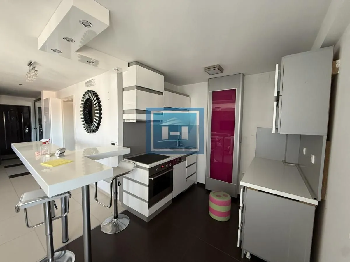 Prodaja, trosoban stan, 105m², Centar, Jagodina