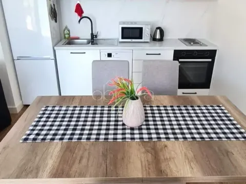 Prodaja, stan, 51m², Tivat, Crna Gora - image 4