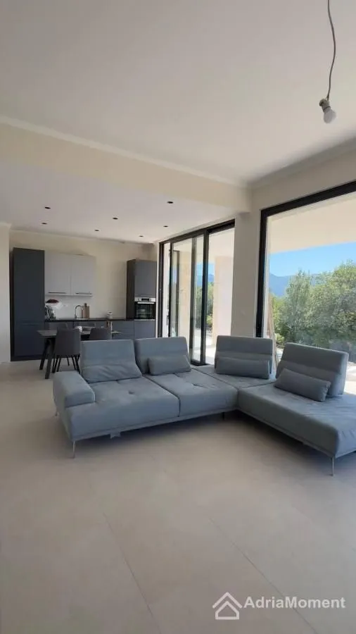Prodaja, kuća, 180m², Herceg Novi, Crna Gora