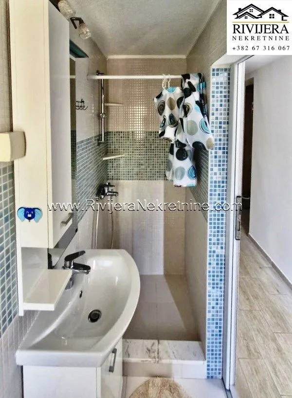 Prodaja, jednosoban stan, 95m², Prčanj, Kotor