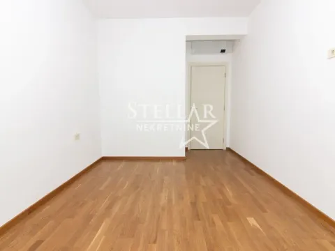 Izdavanje, dvosoban stan, 70m², Zabjelo, Podgorica - image 7