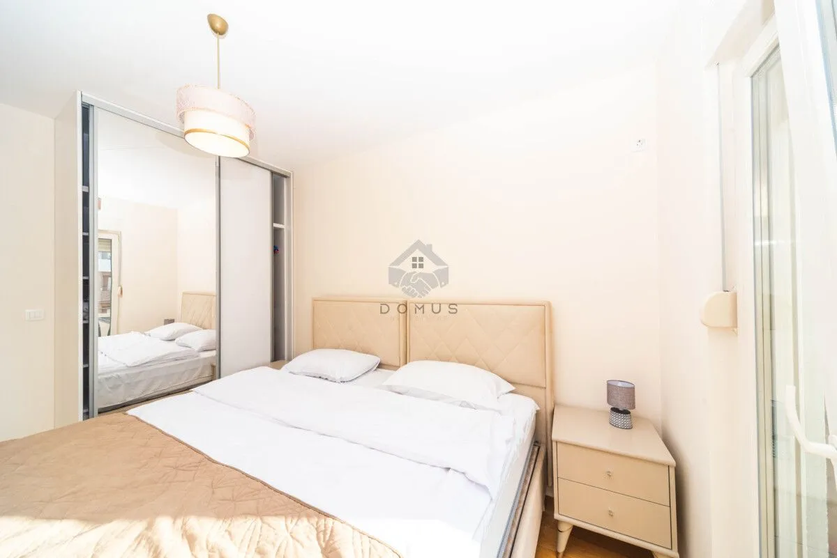 Prodaja, jednosoban stan, 49m², Central Point, Podgorica