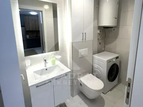 Izdavanje, jednosoban stan, 48m², Stari Aerodrom, Podgorica - image 7