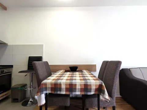 Rent, apartment, 42m², Pobrežje, Podgorica - image 4