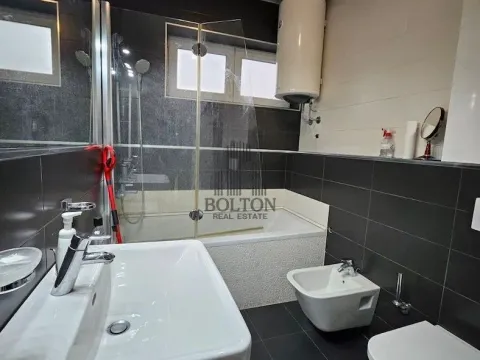 Rent, two bedroom apartment, 73m², Vračar, Šid - image 9