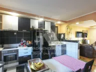 Prodaja, kuća, 330m², Zlatica, Podgorica - image 11