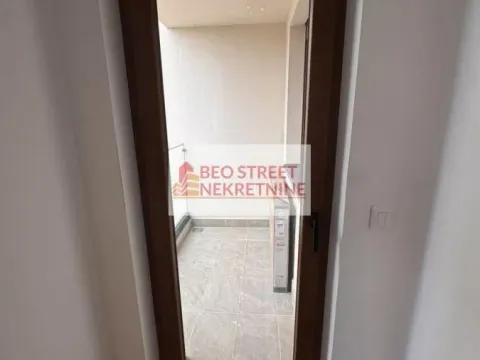 Izdavanje, jednosoban stan, 29m², Čukarica, Beograd - image 3