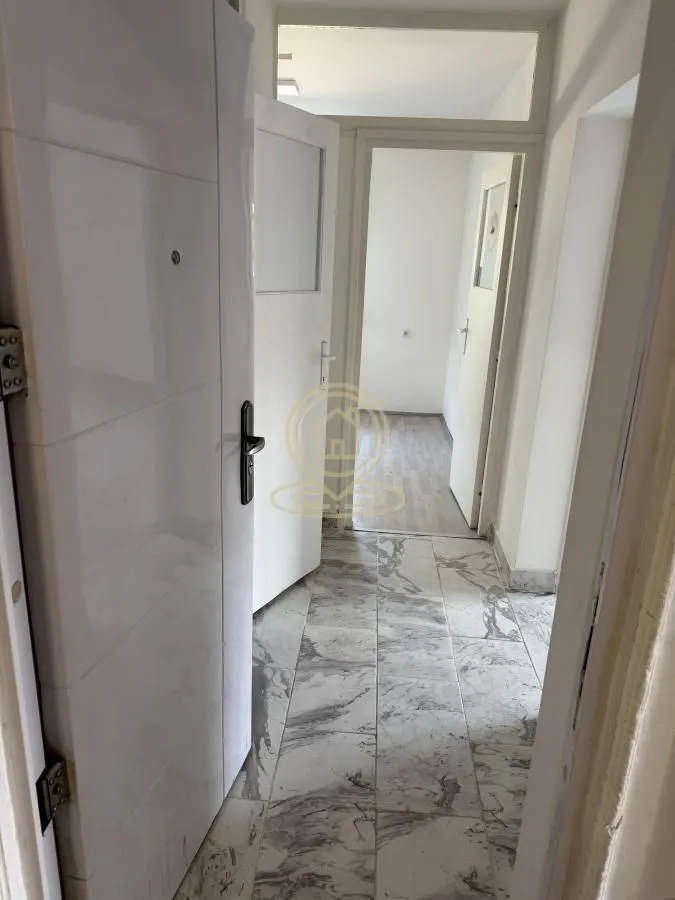 Izdavanje, jednosoban stan, 30m², Palilula, Niš