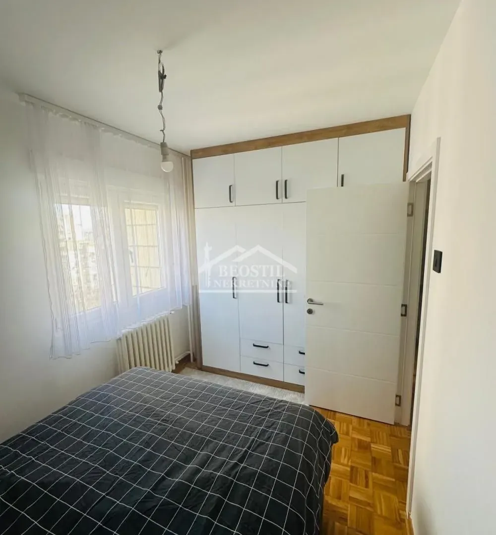 Sale, three bedroom apartment, 70m², Novi Beograd Blok 61, Novi Beograd Sve Podlokacije