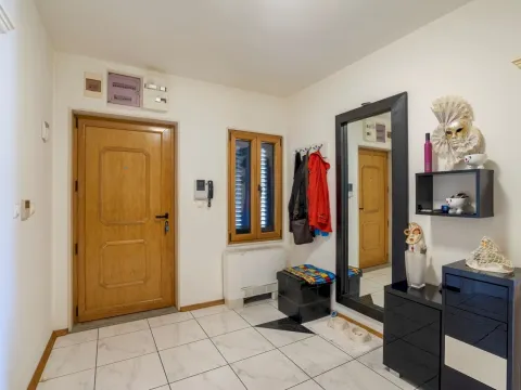 Prodaja, kuća, 564m², Herceg Novi, Crna Gora - image 13