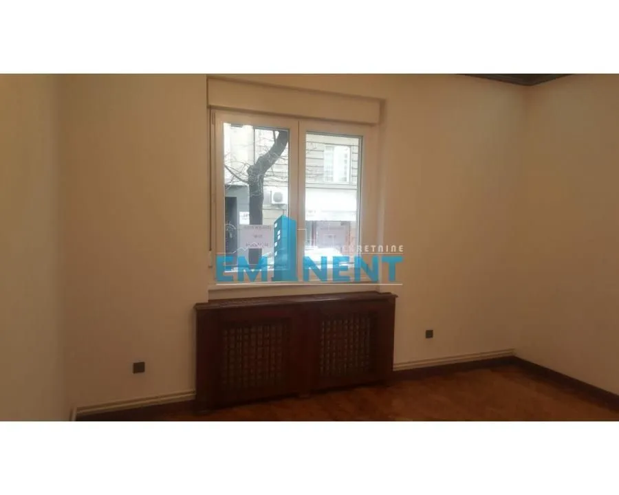 Rent, three bedroom apartment, 82m², Stari Grad, Beograd