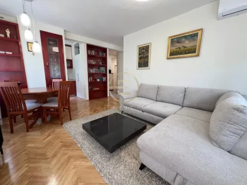 Izdavanje, dvosoban stan, 50m², Grbavica, Novi Sad Sve Podlokacije - image 3