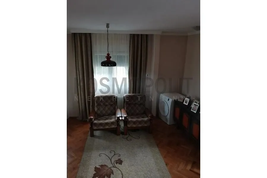 Sale, house, 110m², Zemun Ugrinovci, Zemun Sve Podlokacije