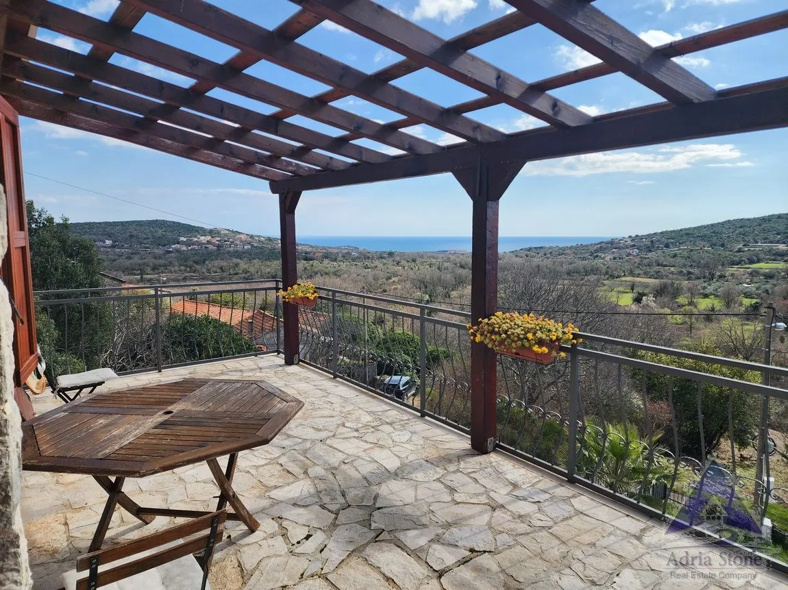 Prodaja, kuća, 162m², Zagora, Kotor