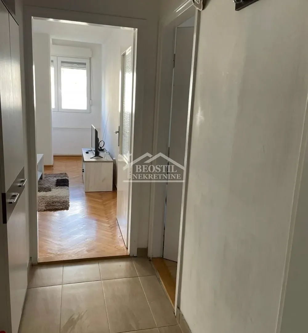 Rent, two bedroom apartment, 41m², Novi Beograd Blok 1 Fontana, Novi Beograd Sve Podlokacije