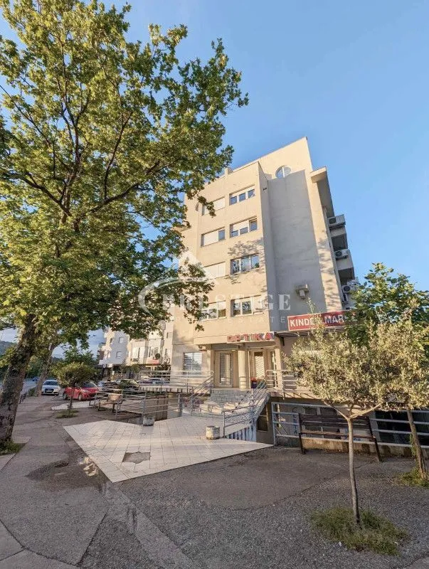 Prodaja, dvosoban stan, 54m², Centar, Podgorica