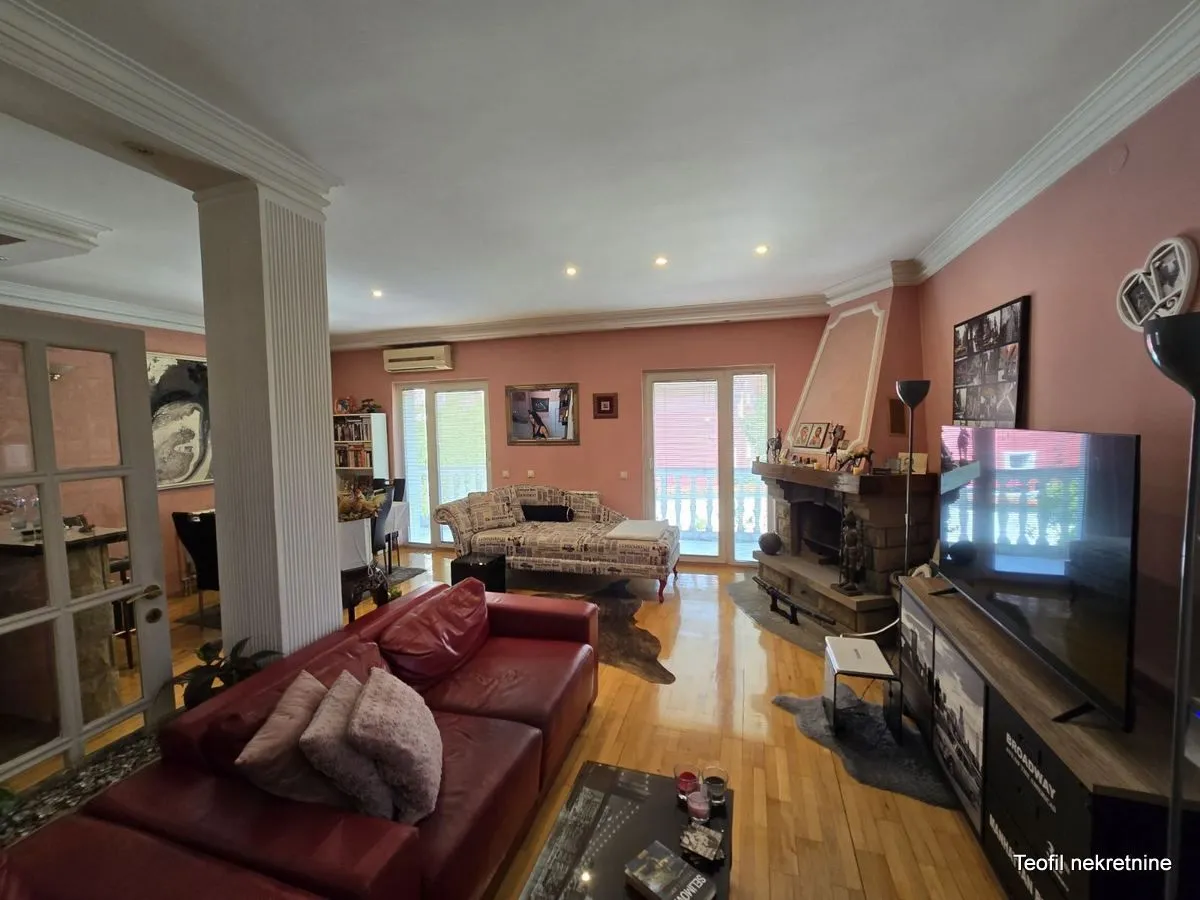 Sale, apartment, 245m², Banovo Brdo, Beograd
