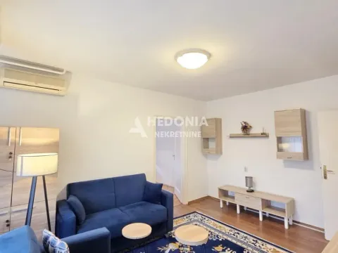 Sale, two bedroom apartment, 61m², Bežanija, Beograd - image 2