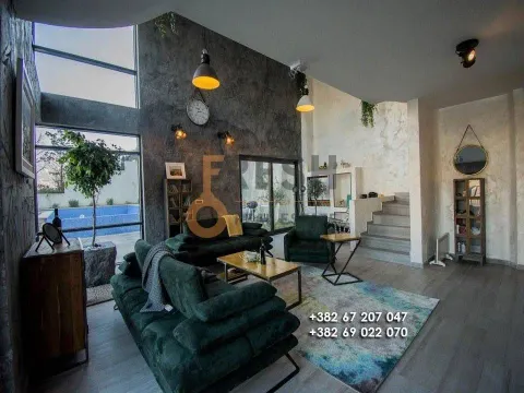 Prodaja, kuća, 300m², Kostanjica, Kotor - image 2