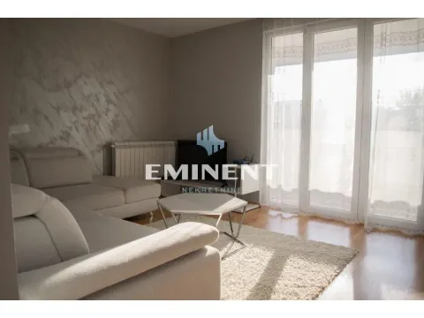 Prodaja, kuća, 200m², Ledine, Beograd - image 2