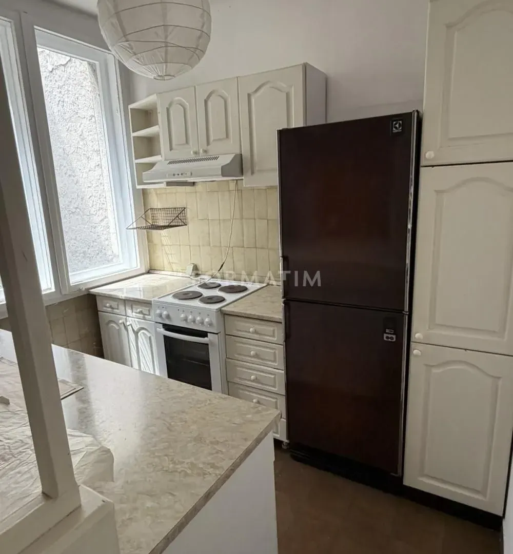 Rent, two bedroom apartment, 66m², Vračar Sve Podlokacije, Beograd