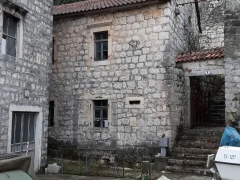 Prodaja, kuća, 100m², Perast, Kotor - image 2
