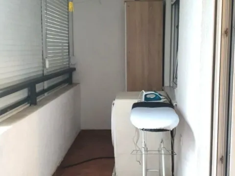 Izdavanje, dvosoban stan, 63m², Blok 9, Podgorica - image 8