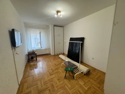 Izdavanje, poslovni prostor, 94m², Dedinje Sve Podlokacije, Beograd - image 2
