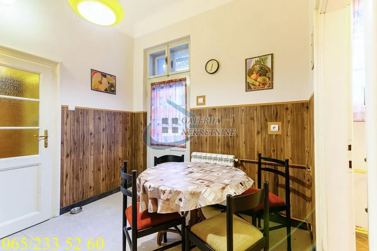 Sale, four bedroom apartment, 113m², Andrićev Venac, Beograd
