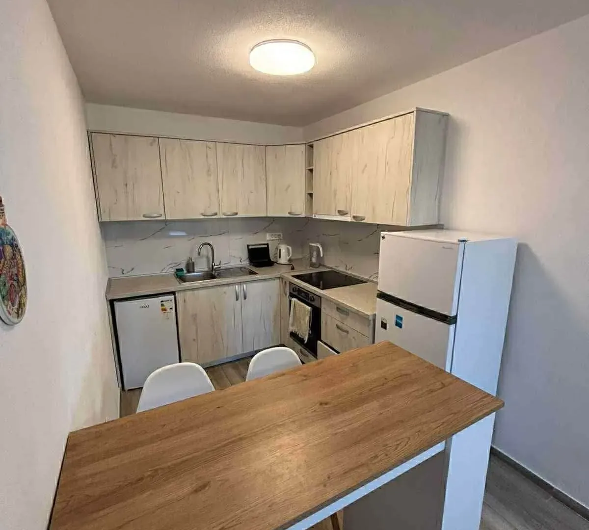 Izdavanje, dvosoban stan, 67m², Bjeliši, Bar