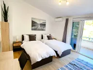 Izdavanje, trosoban stan, 136m², Petrovac, Budva - image 9