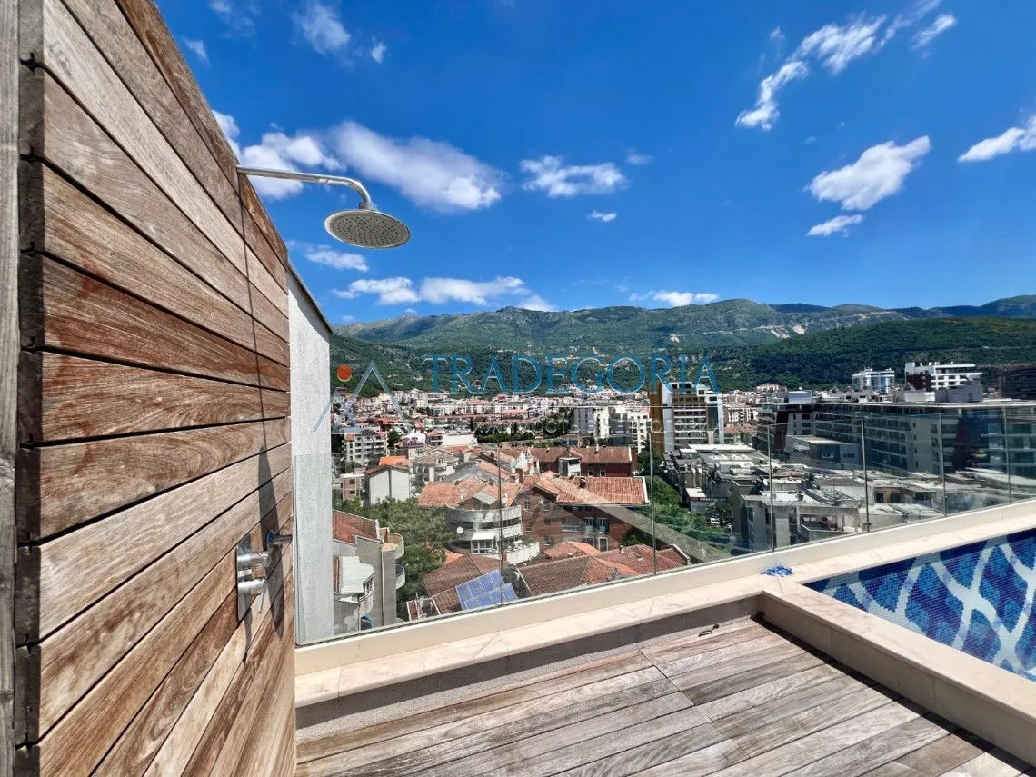 Prodaja, trosoban stan, 640m², Budva, Crna Gora