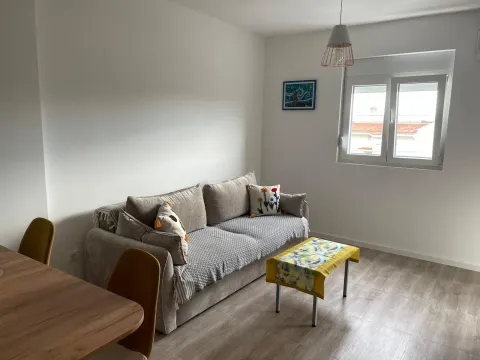Rent, one bedroom apartment, 46m², Šušanj, Bar - image 3