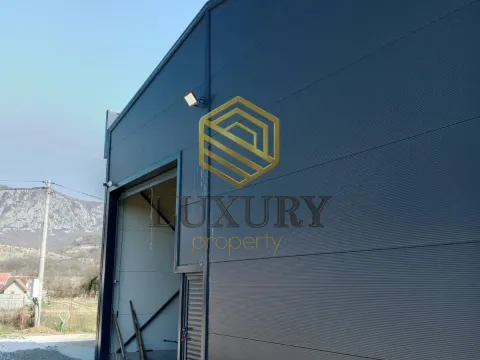 Rent, office space, 300m², Martinići, Danilovgrad - image 3